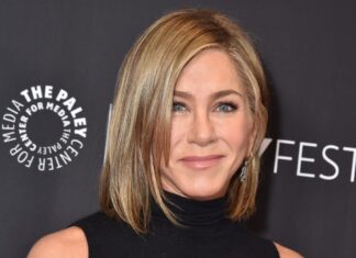 Новий роман Дженніфер Еністон дає їй новий погляд на Голлівуд і щастя