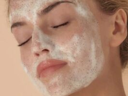 6 найкращих пілінгів для обличчя 2025 року, на думку експертів