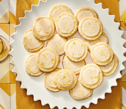 Яскраве та ароматне печиво з лимонною пудрою: Святкове частування