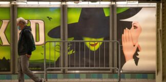 Почему Некоторые Люди Не Навидят Мюзиклы: Взгляд Психотерапевта