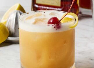 Сучасний Amaretto Sour: переосмислення класичного коктейлю