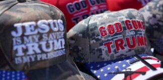 Тихий исход: Почему американцы покидают MAGA-христианство