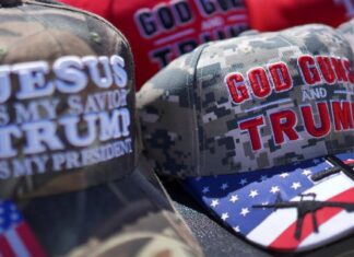 Тихий исход: Почему американцы покидают MAGA-христианство