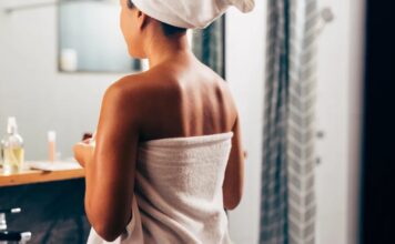 Дерматолог попереджає: популярні «натуральні» дезодоранти можуть бути шкідливими