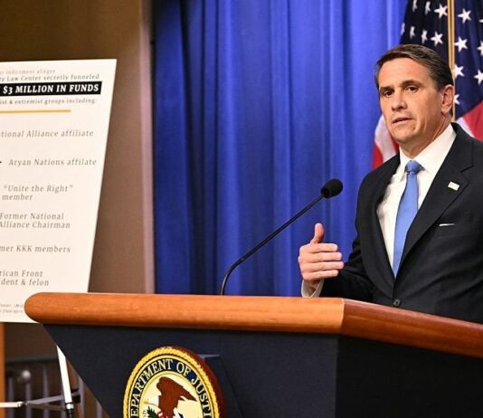 Мін’юст США звинуватив Southern Poverty Law Center у шахрайстві та фальсифікації даних про «групи ненависті»